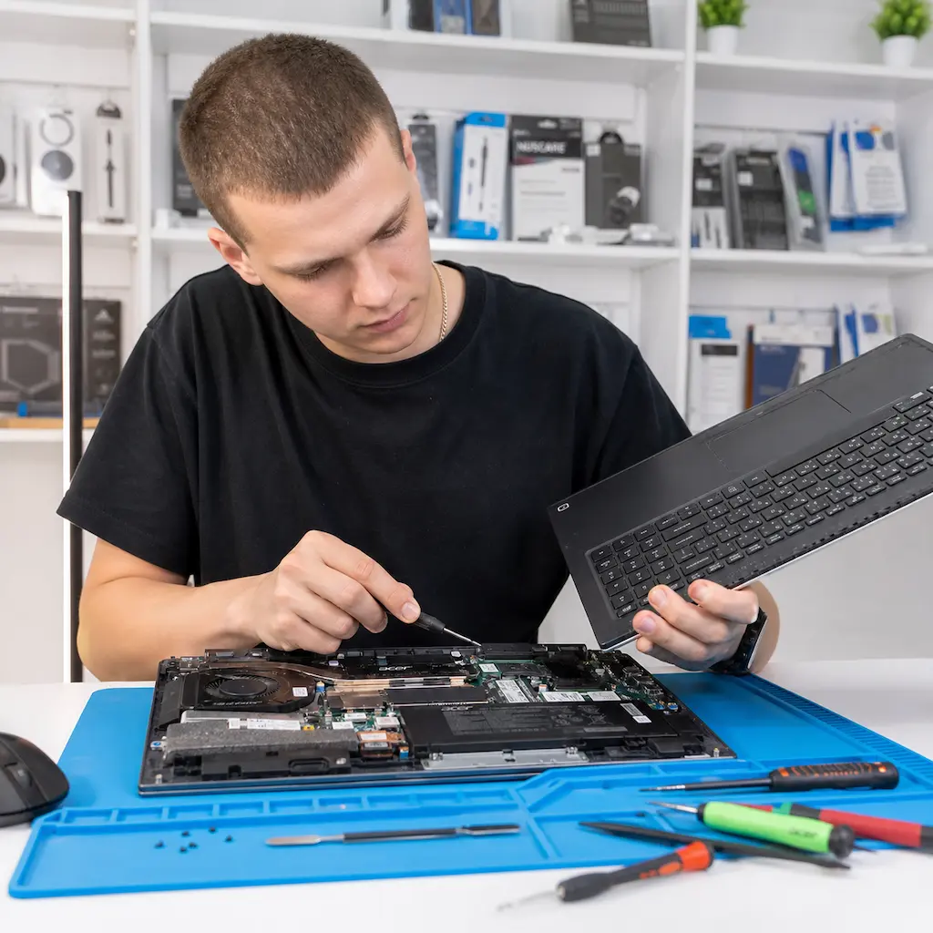 заменить клавиатуру на ноутбуке Acer в Колпино