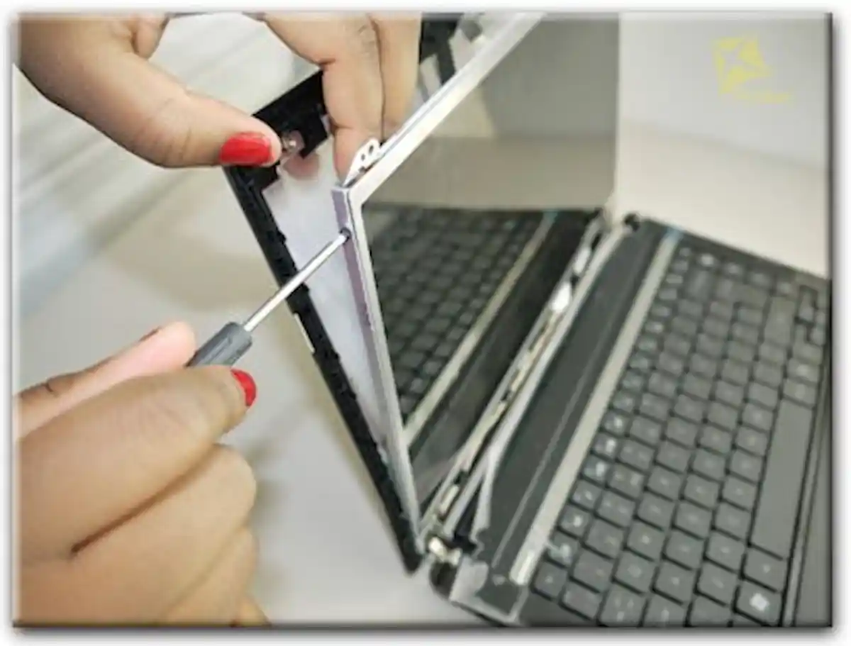 Замена экрана ноутбука Packard Bell в Колпино